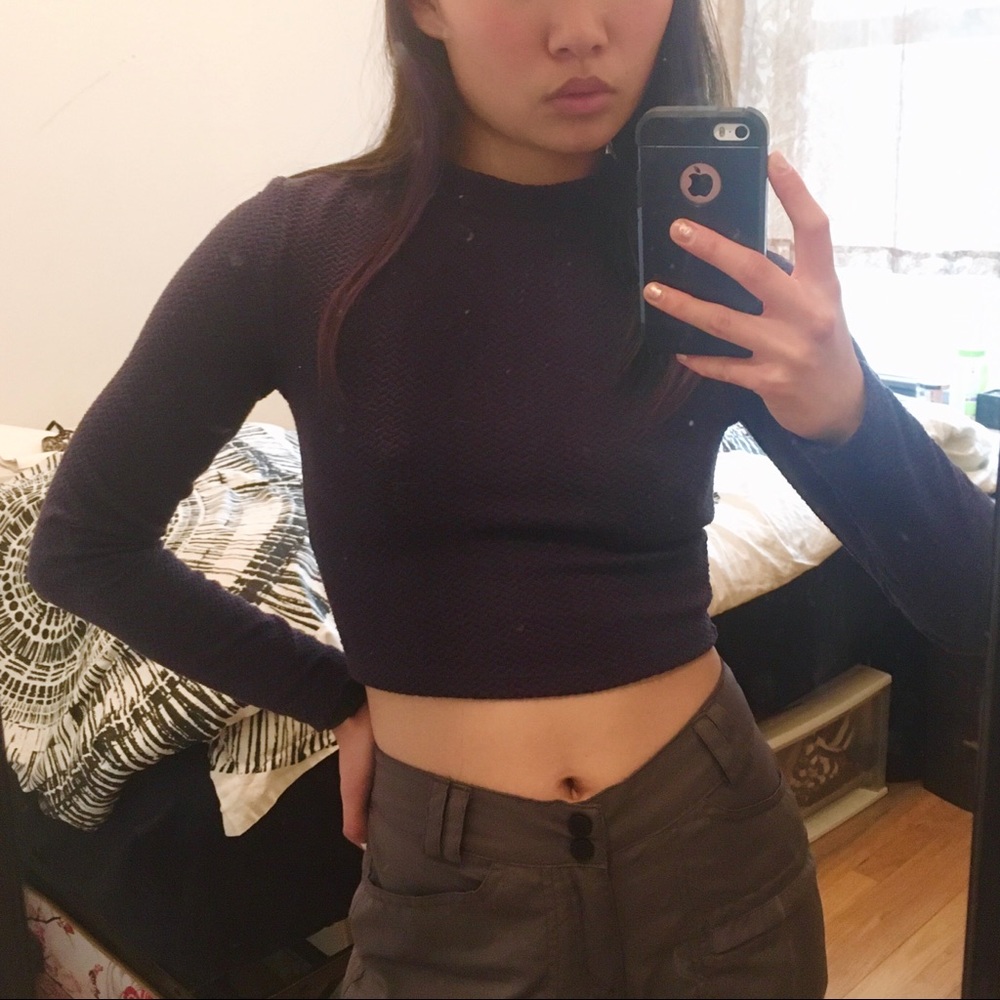 Textured Cropped Mock Turtleneck